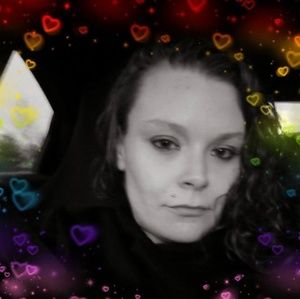 Meet your Posher, Daniella